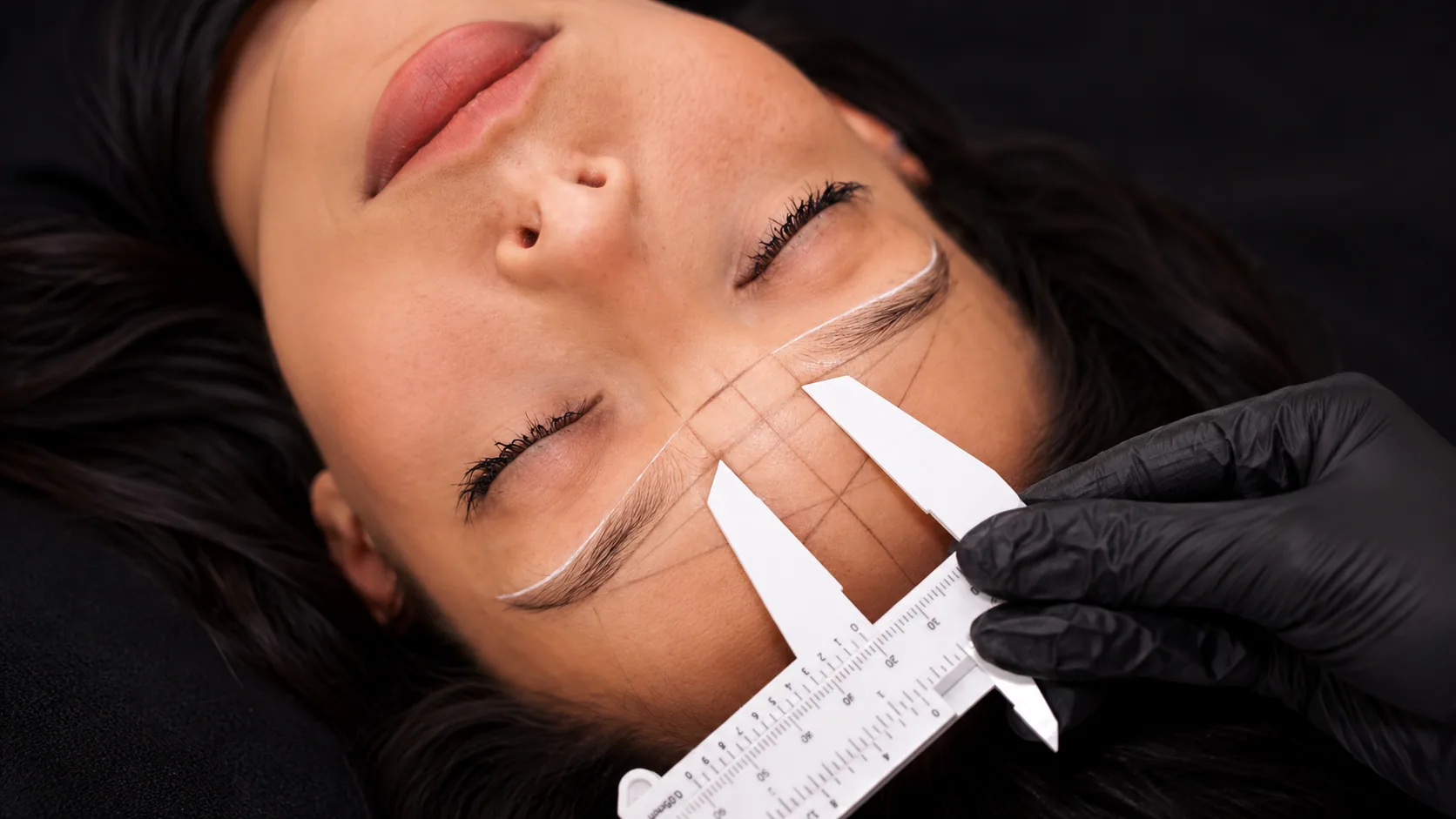 Mapeo profesional de cejas, imagen proporcionada por el estudio